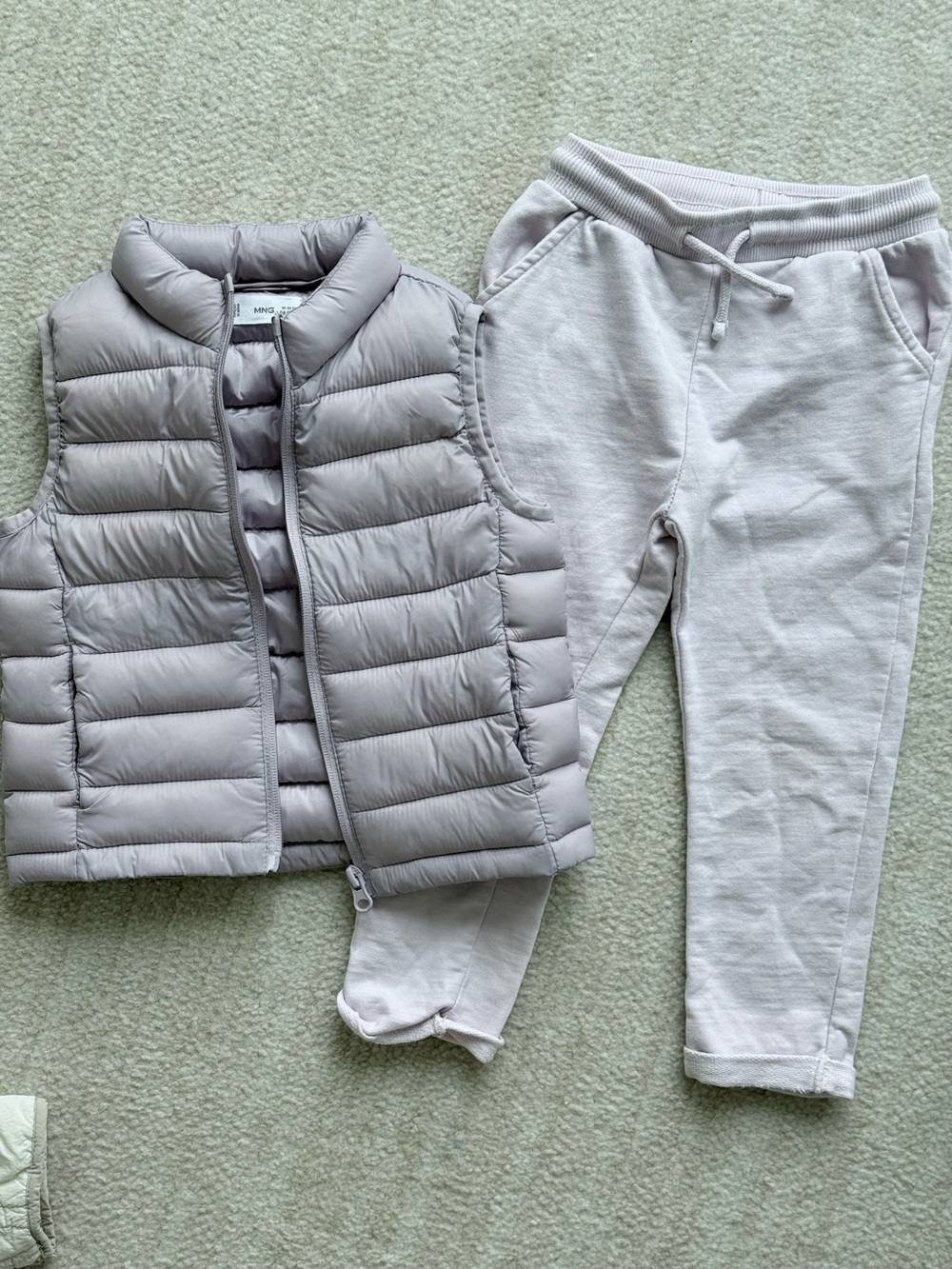 Girls’ Clothing & Shoes Bundle — 2T–3T | Excellent Condition 💕 - Picture 9 of 10